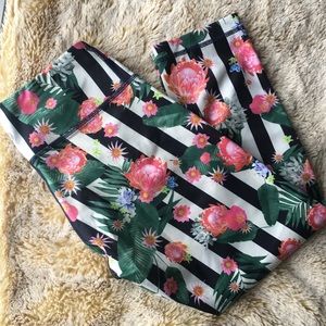 RARE Lululemon Palm Play Full on luxtreme